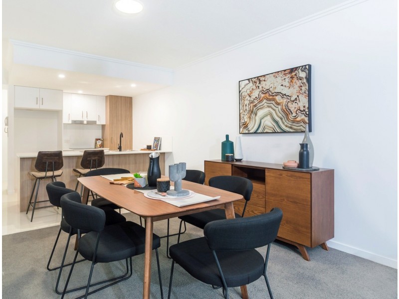 402/25 Walsh St, Milton QLD 4064