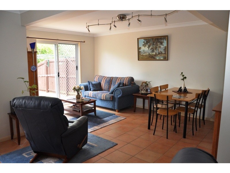 580 Seventeen Mile Rocks Rd, Sinnamon Park QLD 4073