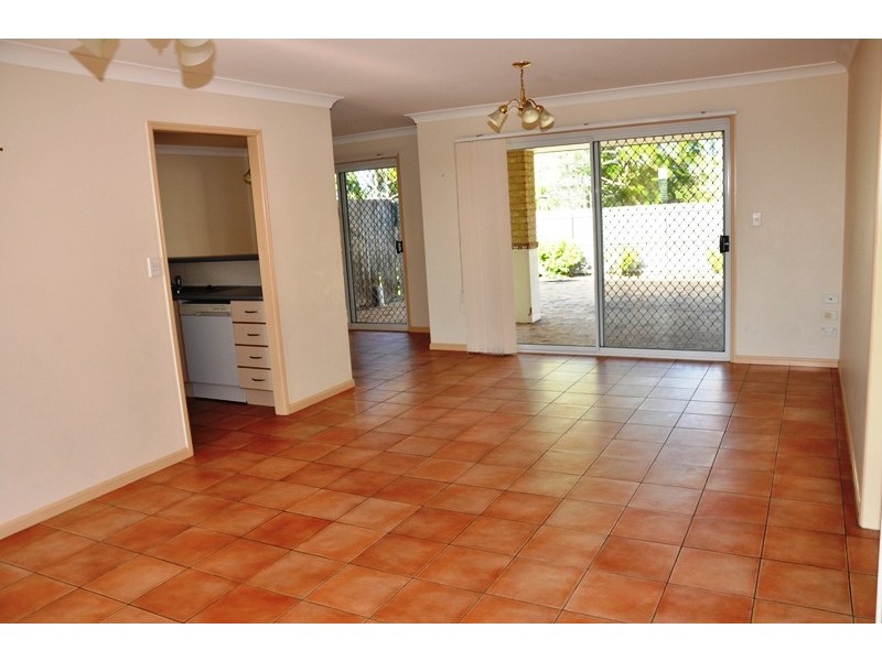580 Seventeen Mile Rocks Rd, Sinnamon Park QLD 4073