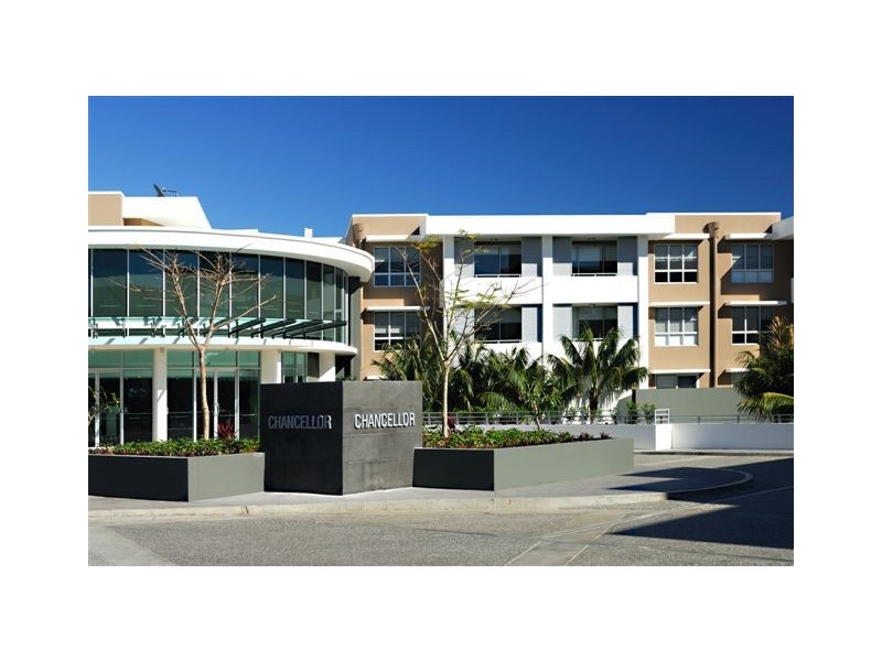 14/19 Lake Street, Varsity Lakes QLD 4227