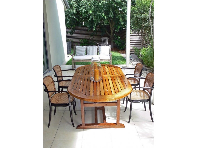 3 HOLLINS CRESCENT, New Farm QLD 4005