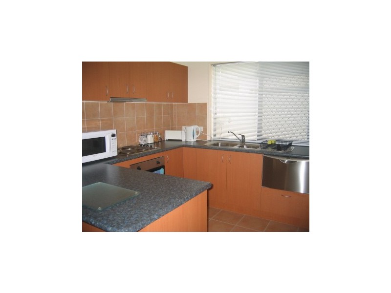 23 Charlotte, Carina QLD 4152