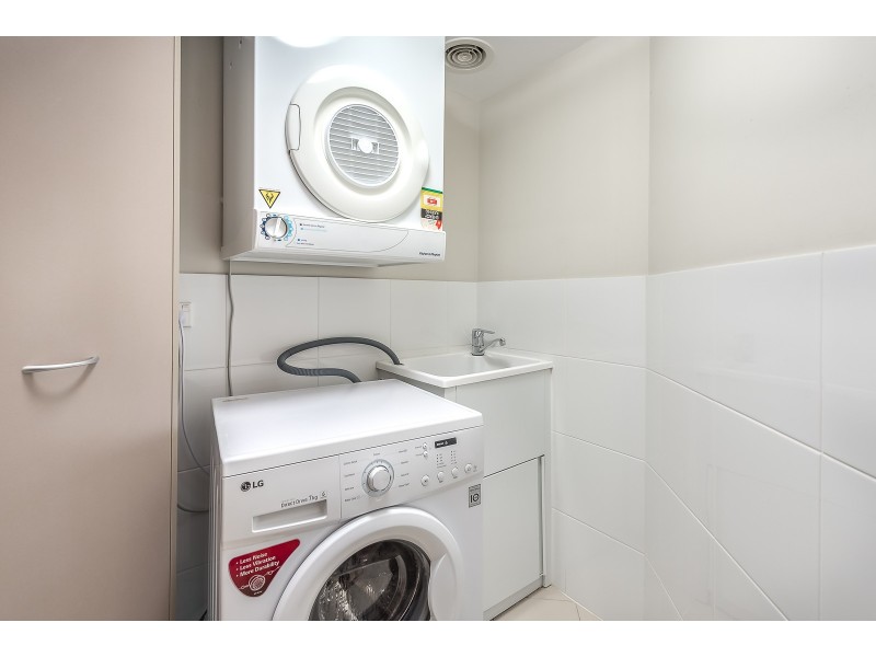 122/21 Cypress Ave, Surfers Paradise QLD 4217