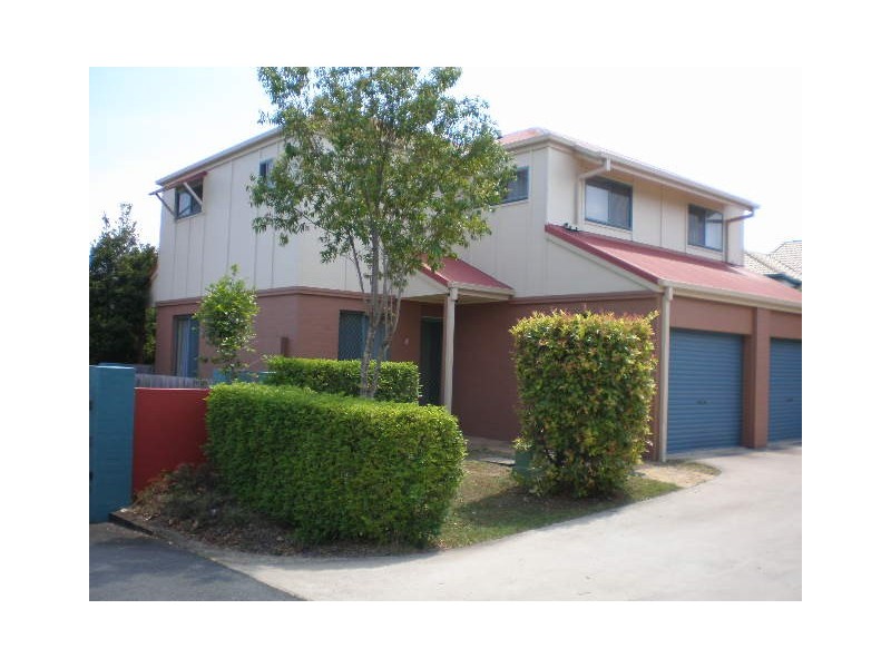 Unit 2/11 Oakmont Avenue, Oxley QLD 4075