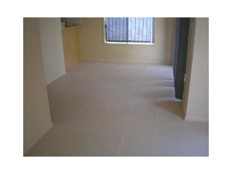 Unit 2/11 Oakmont Avenue, Oxley QLD 4075