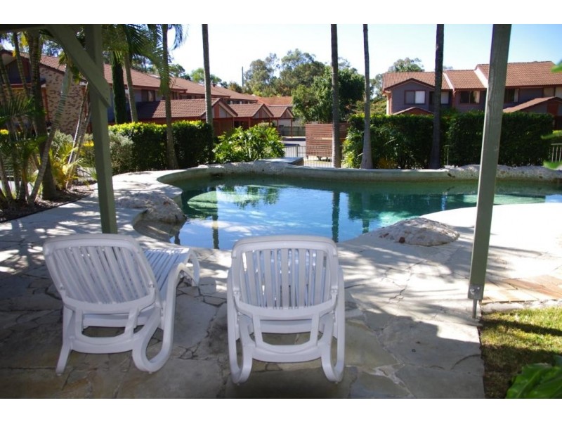 12 / 10 BRIDGMAN DRIVE, Reedy Creek QLD 4227