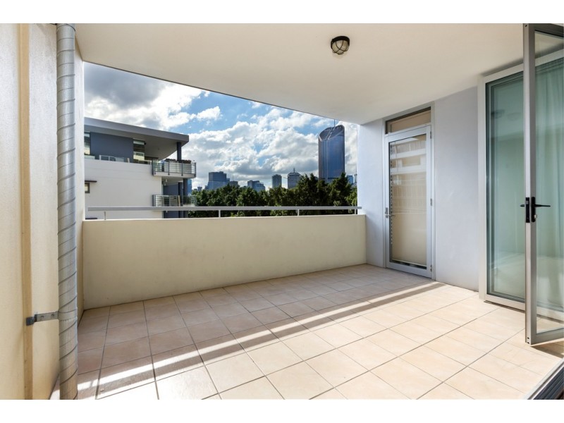 15 Tribune Street, South Brisbane QLD 4101