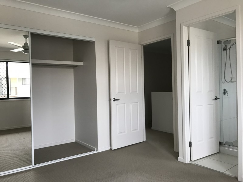 4/130 Rockfield Road, Doolandella QLD 4077