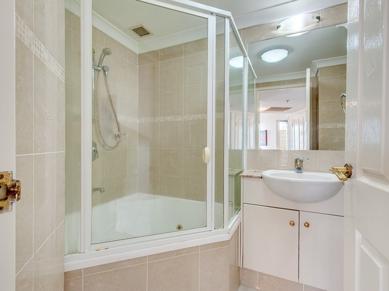 64/540 Queen Street, Brisbane City QLD 4000