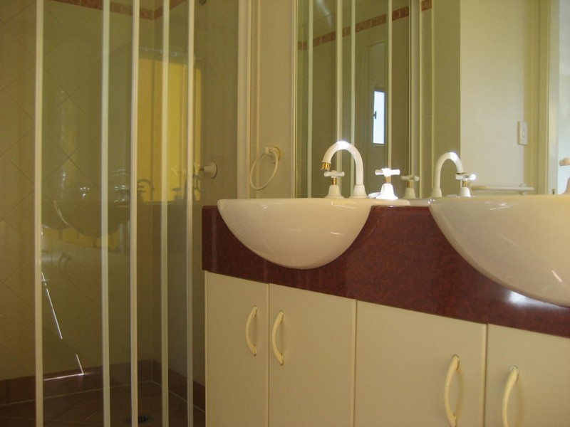 10   Diane Court, Calamvale QLD 4116