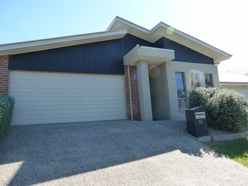 61 Cowen Terrace, North Lakes QLD 4509