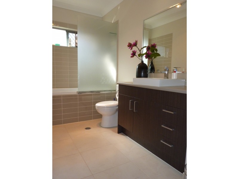 61 Cowen Terrace, North Lakes QLD 4509