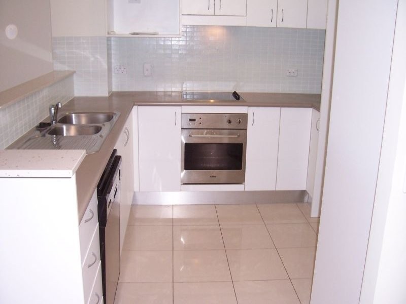 06/76-78 John Street, Redcliffe QLD 4020