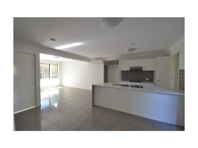 9 Milan Street, Forest Lake QLD 4078