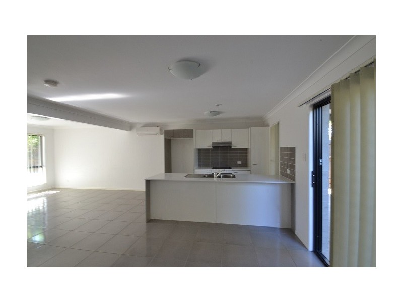 9 Milan Street, Forest Lake QLD 4078