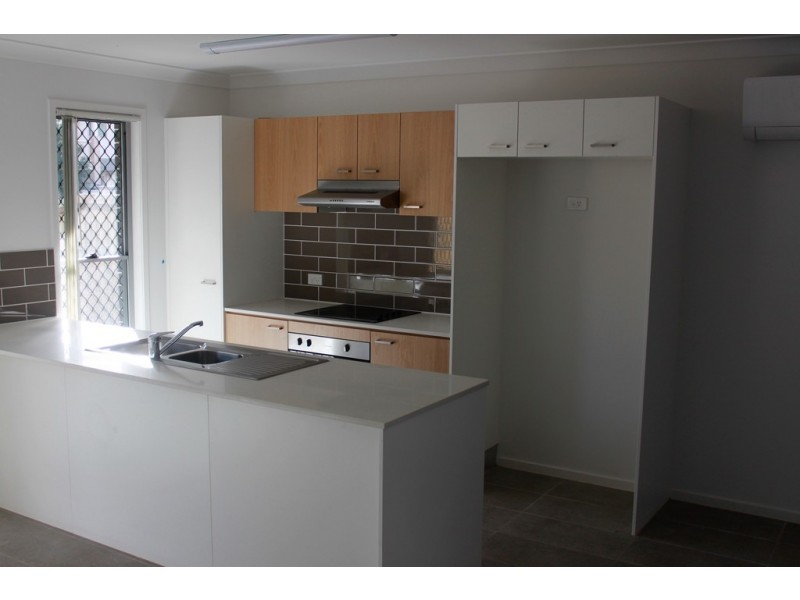 62/104A River Hills Road, Eagleby QLD 4207