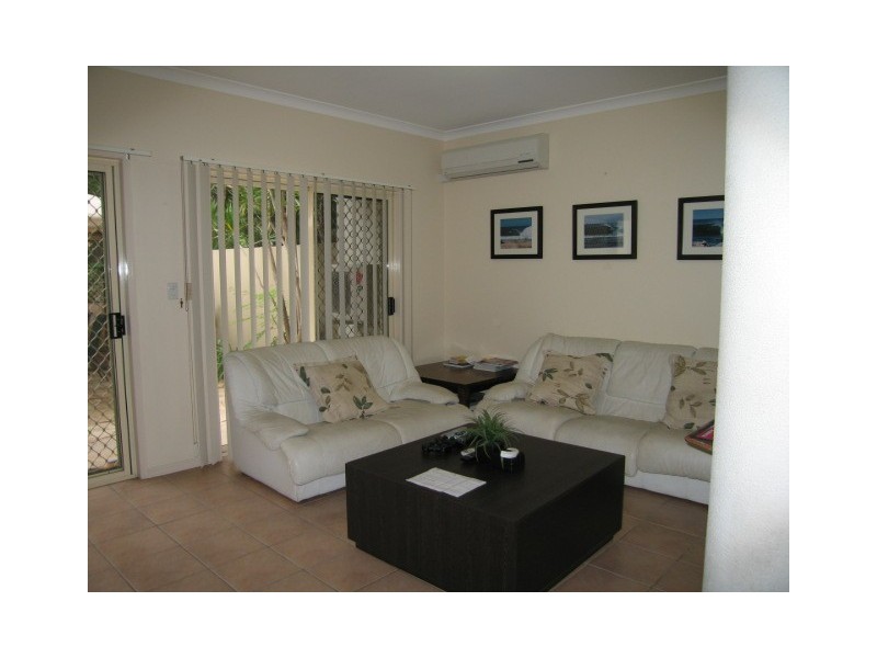 Hope Island QLD 4212