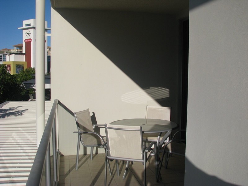 10/195 Varsity parade, Varsity Lakes QLD 4227