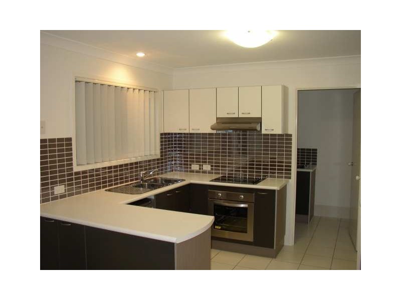 7/210 Government Road, Forest Lake QLD 4078