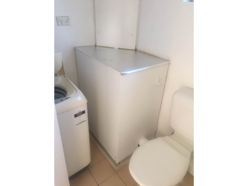 4 203 Scarborough St, Southport QLD 4215