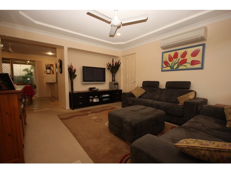 8/320 Manly Road, Manly West QLD 4179