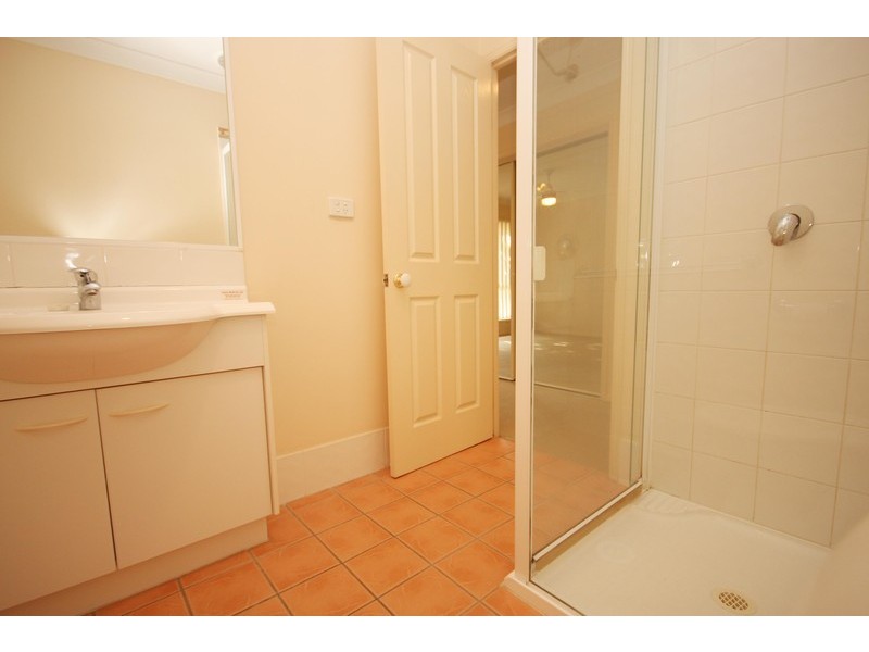 6/320 Manly Road, Manly West QLD 4179