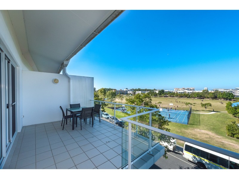 21/98 UNIVERSITY DRIVE, Varsity Lakes QLD 4227