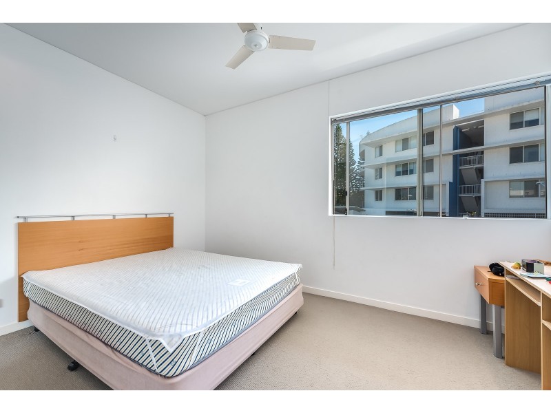 21/98 UNIVERSITY DRIVE, Varsity Lakes QLD 4227