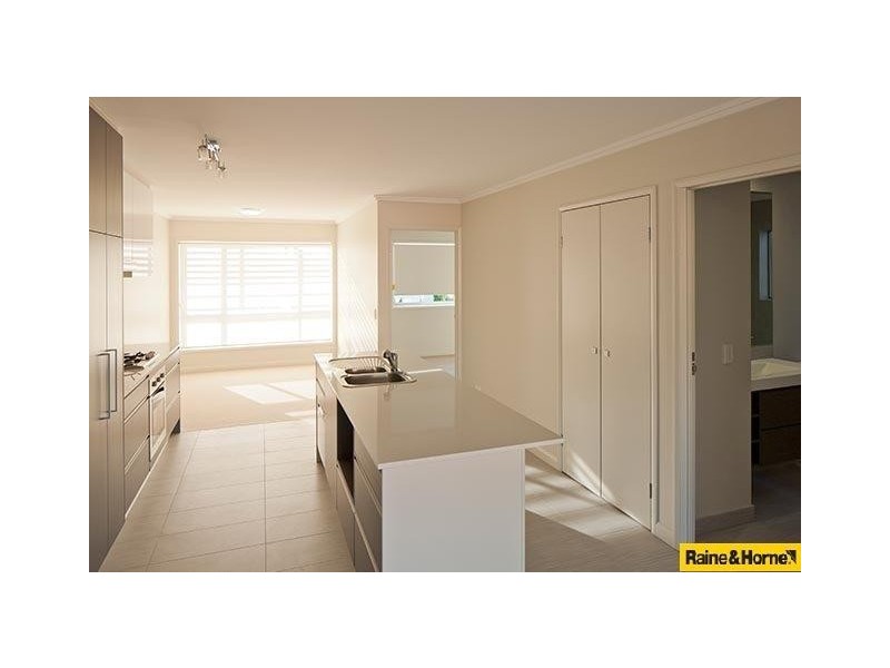32/123 Barrack Road, Cannon Hill QLD 4170