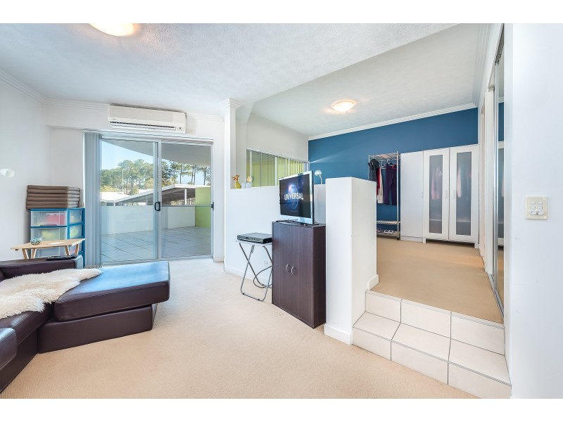 69/98 University Drive, Varsity Lakes QLD 4227