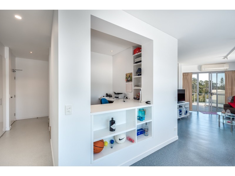 81/98 University Drive, Varsity Lakes QLD 4227