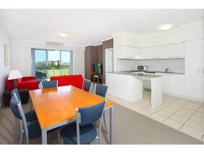 98 UNIVERSITY DRIVE, Varsity Lakes QLD 4227