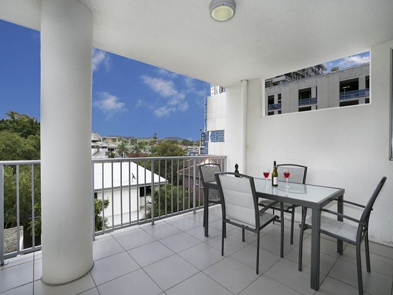 12/15 Walsh Street, Milton QLD 4064