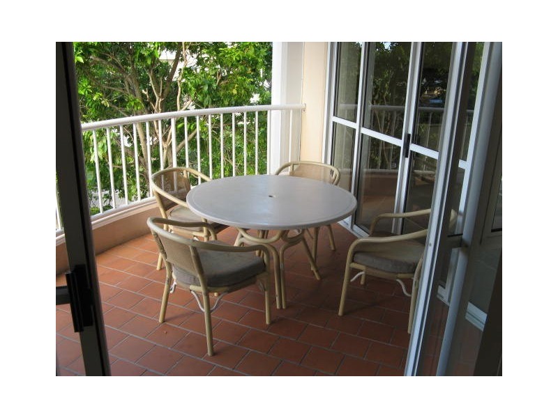 2/32 Dunmore Terrace, Auchenflower QLD 4066