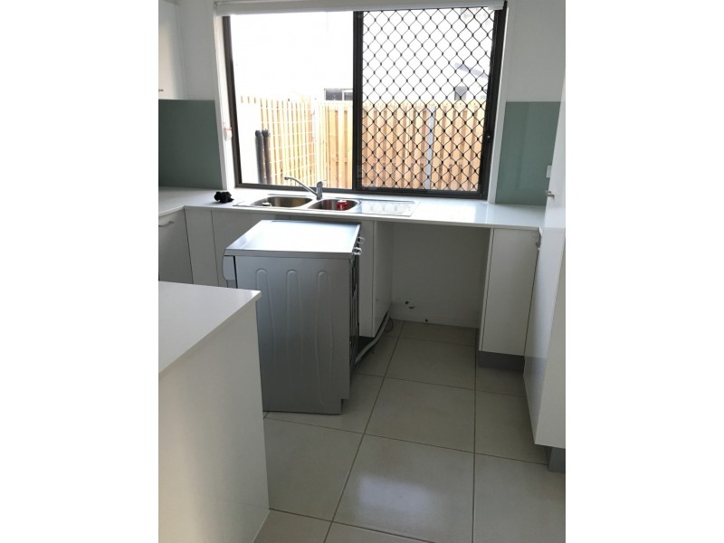 54 Grahams Road, Strathpine QLD 4500