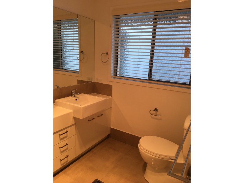 54 Grahams Road, Strathpine QLD 4500