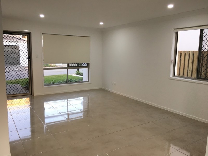 54 Grahams Road, Strathpine QLD 4500