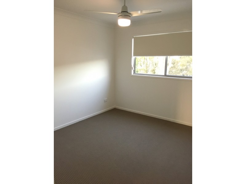 54 Grahams Road, Strathpine QLD 4500