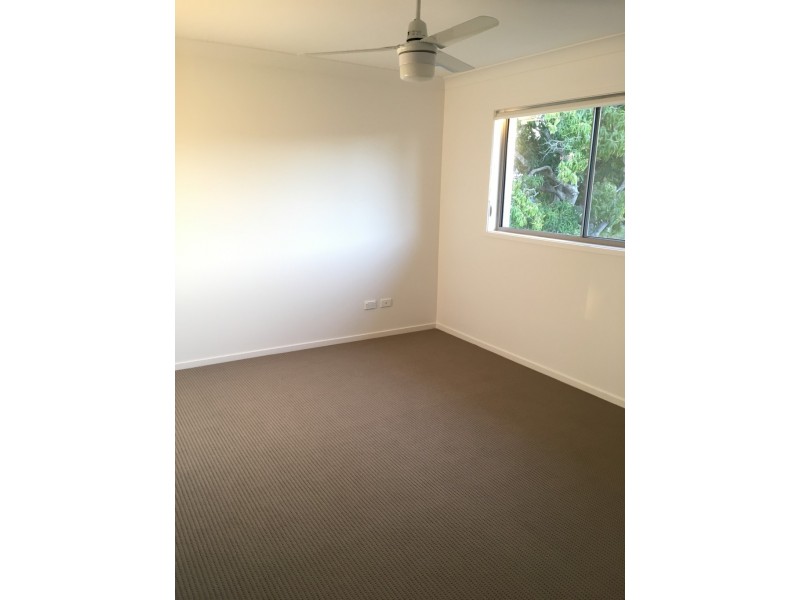 54 Grahams Road, Strathpine QLD 4500