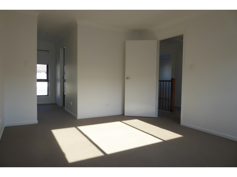 8/60 Grahams Road, Strathpine QLD 4500