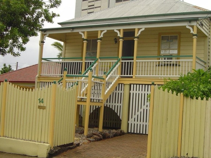 14 Lockerbie Street, Kangaroo Point QLD 4169