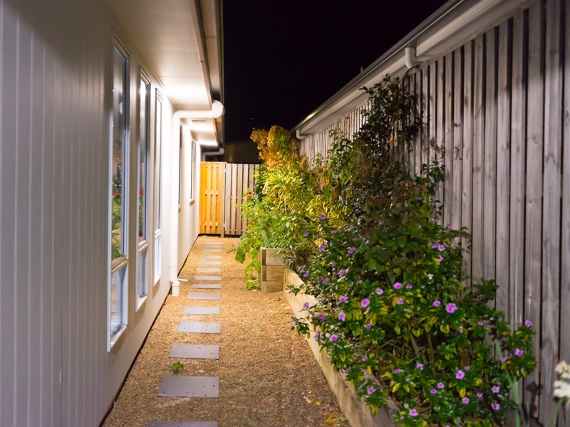 3 Watarrka Ave, Fitzgibbon QLD 4018