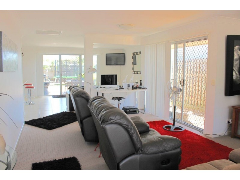 23/95 Lexey Crescent, Wakerley QLD 4154