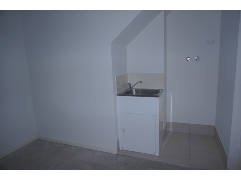 U 15 127 Duffield Road, Kallangur QLD 4503