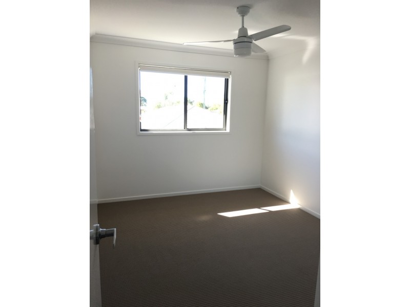 54 Grahams Road, Strathpine QLD 4500