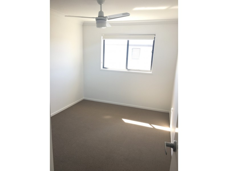54 Grahams Road, Strathpine QLD 4500