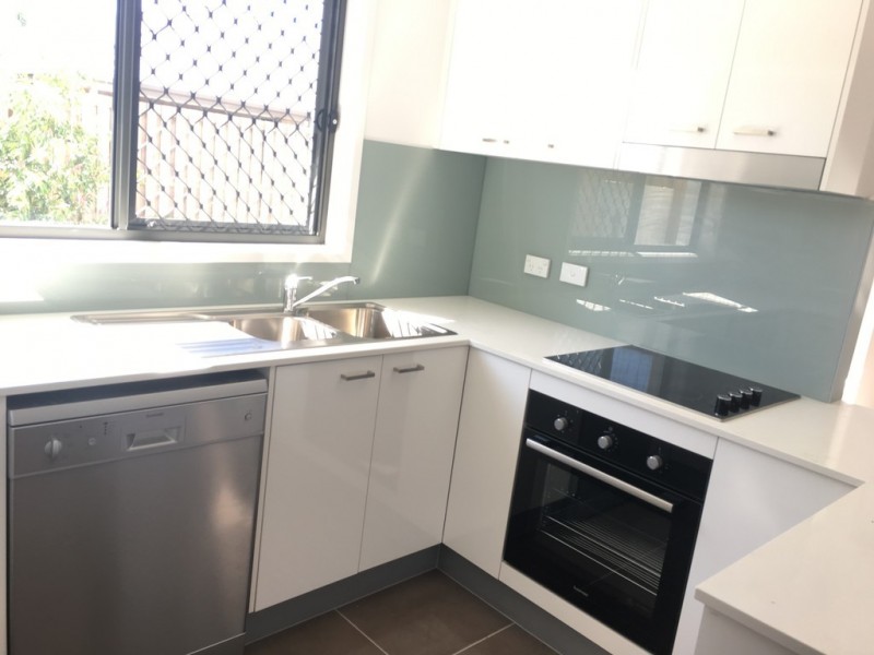 54 Grahams Road, Strathpine QLD 4500