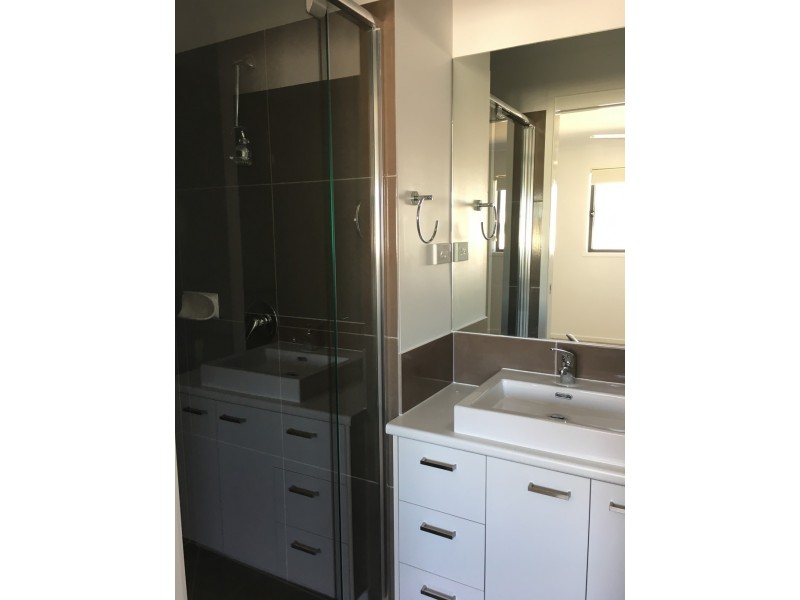 54 Grahams Road, Strathpine QLD 4500