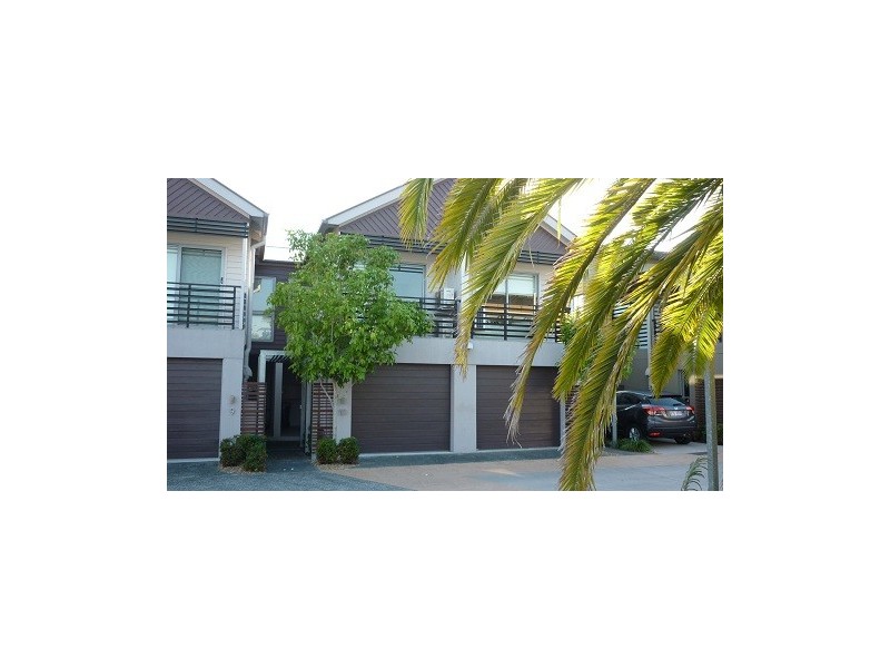 10/123 123 Barrack Road, Cannon Hill QLD 4170