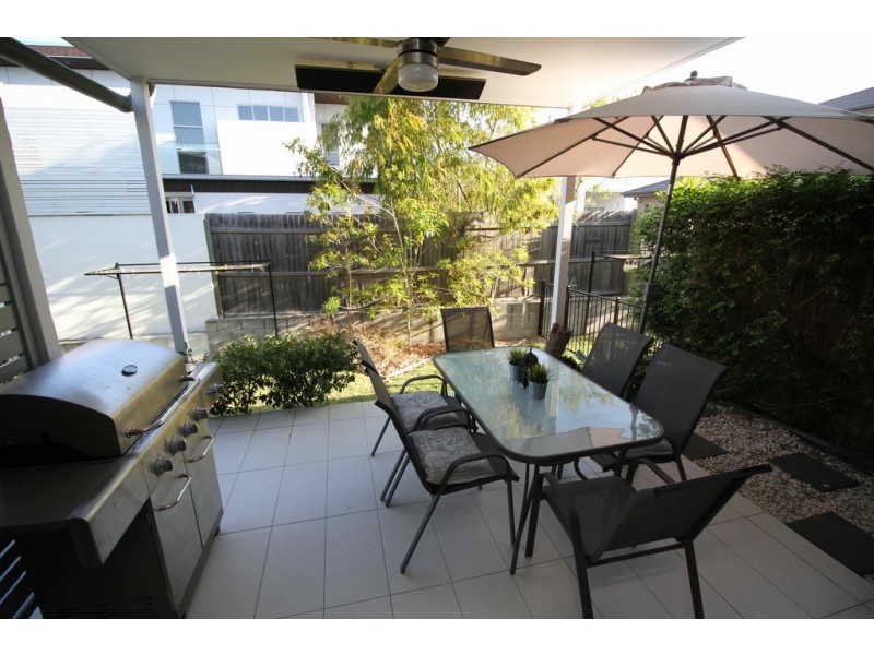 125 Bulimba Street, Bulimba QLD 4171